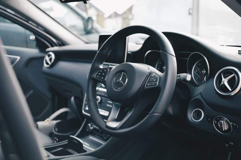 The interior of a mercedes benz gl.